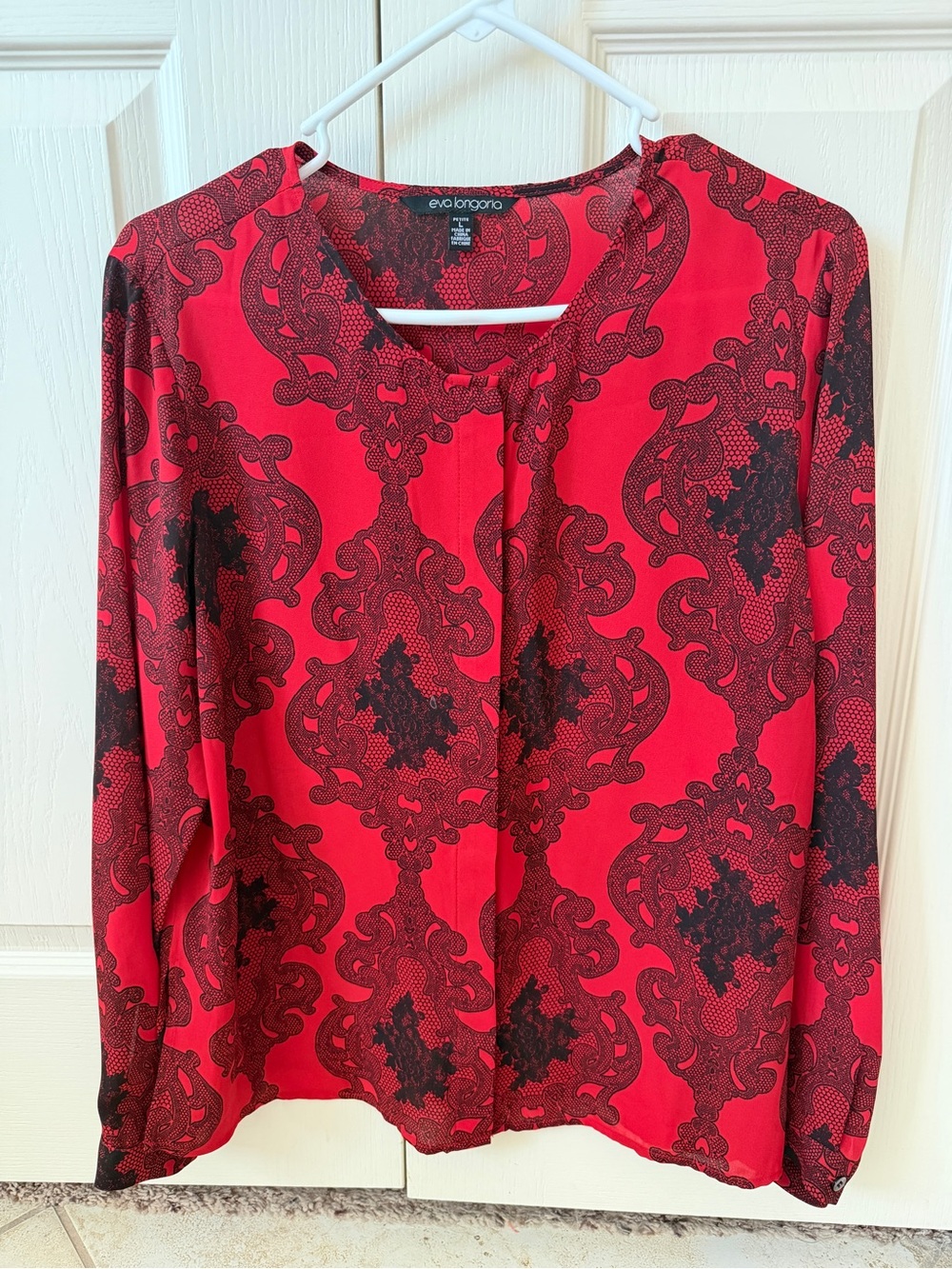 Eva Longoria for The Limited Red and Black Printed Long-Sleeve Top PETITE Large